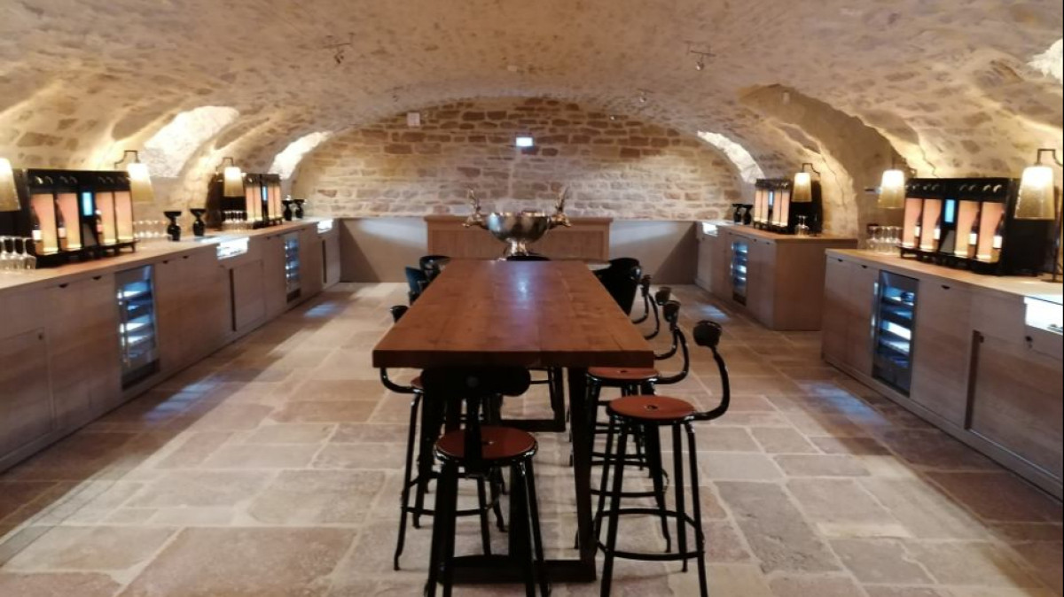 Hotel les sept fontaines-caveau